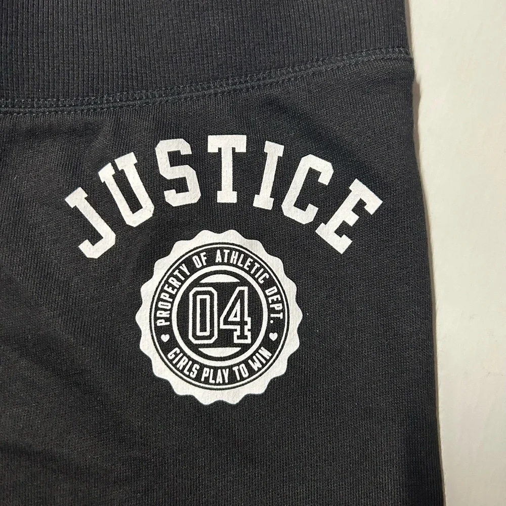 Justice girls,‎ extra large, (18 ) jogger pants with logo on front